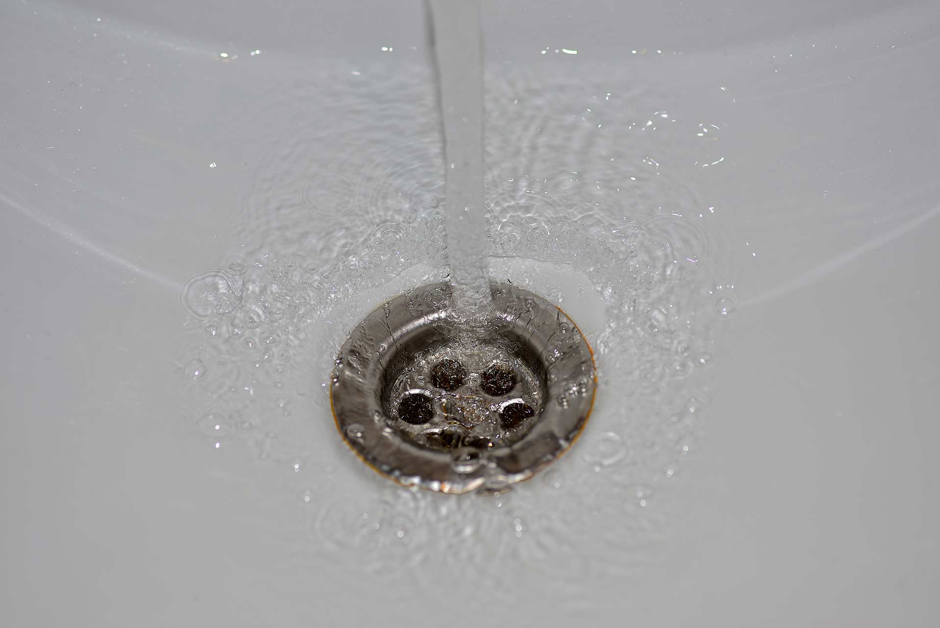 A2B Drains provides services to unblock blocked sinks and drains for properties in Penrith.